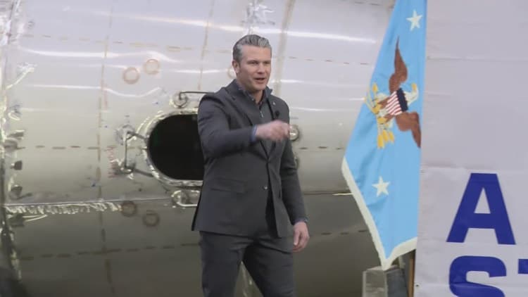 Secretary of Defense Pete Hegseth visits Bath Iron Works