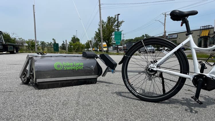 Portland group wins bike lane sweeper