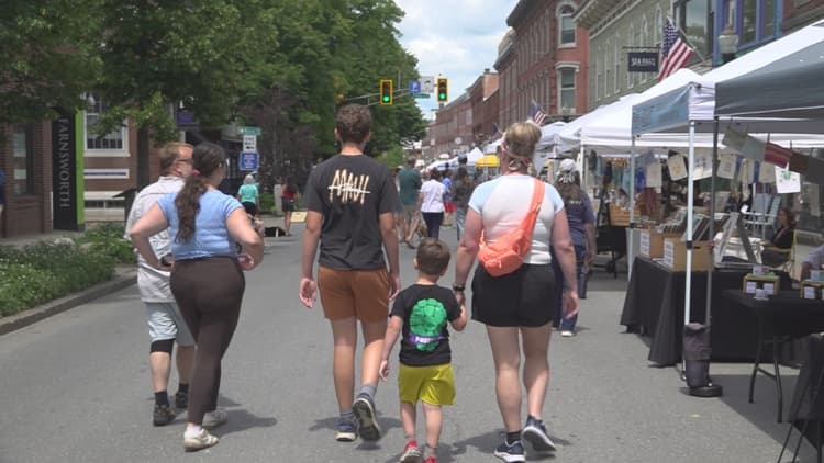 Rockland's Sunday Stroll transforms Main Street with music, vendors, and family fun