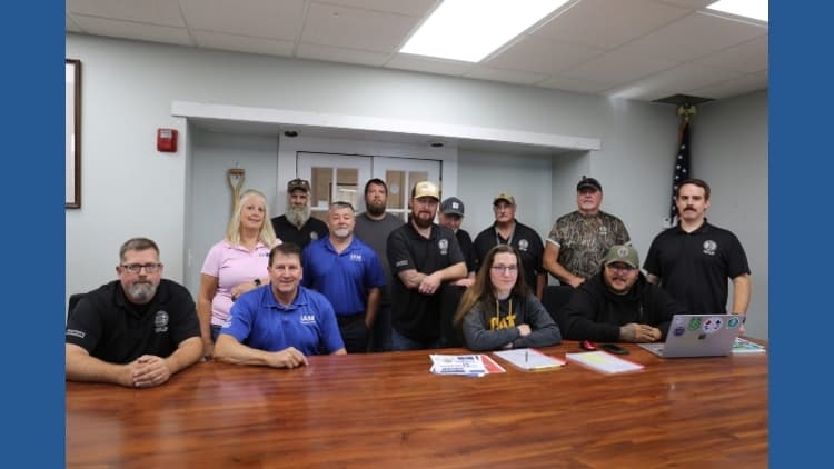 Bath Iron Works union committee ratifies five-year contract, 17% raise