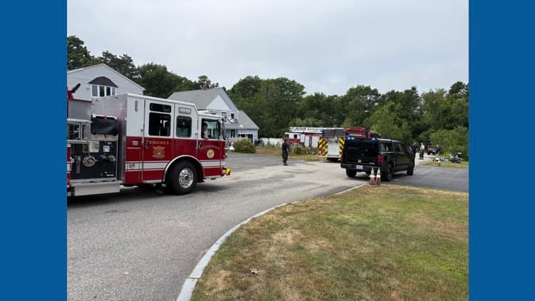 Off-duty firefighters help rescue two brothers inside Scarborough home after seeing smoke