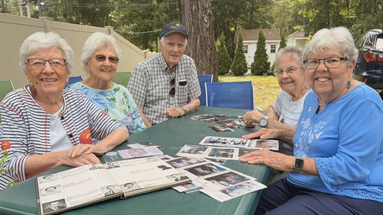 They graduated college together in 1956. 70 years later, these friends are still making memories.