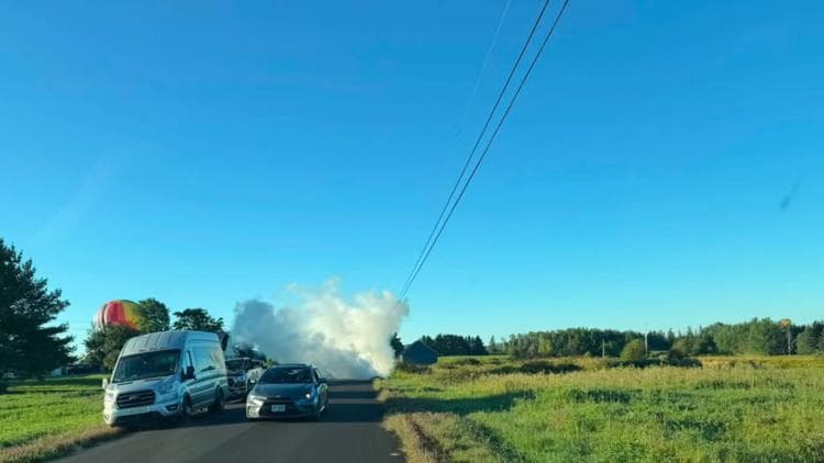 Hot air balloon crashes into power lines in Presque Isle