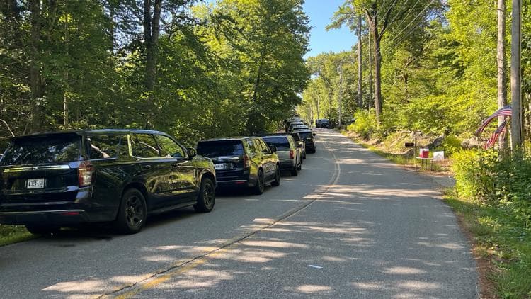 Police search for suspects after shots fired at Sanford officer