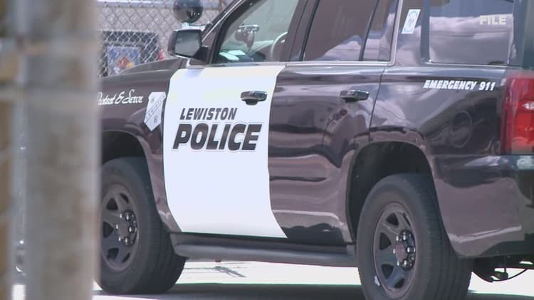 Replica firearm recovered after suspects flee stolen vehicle in Lewiston
